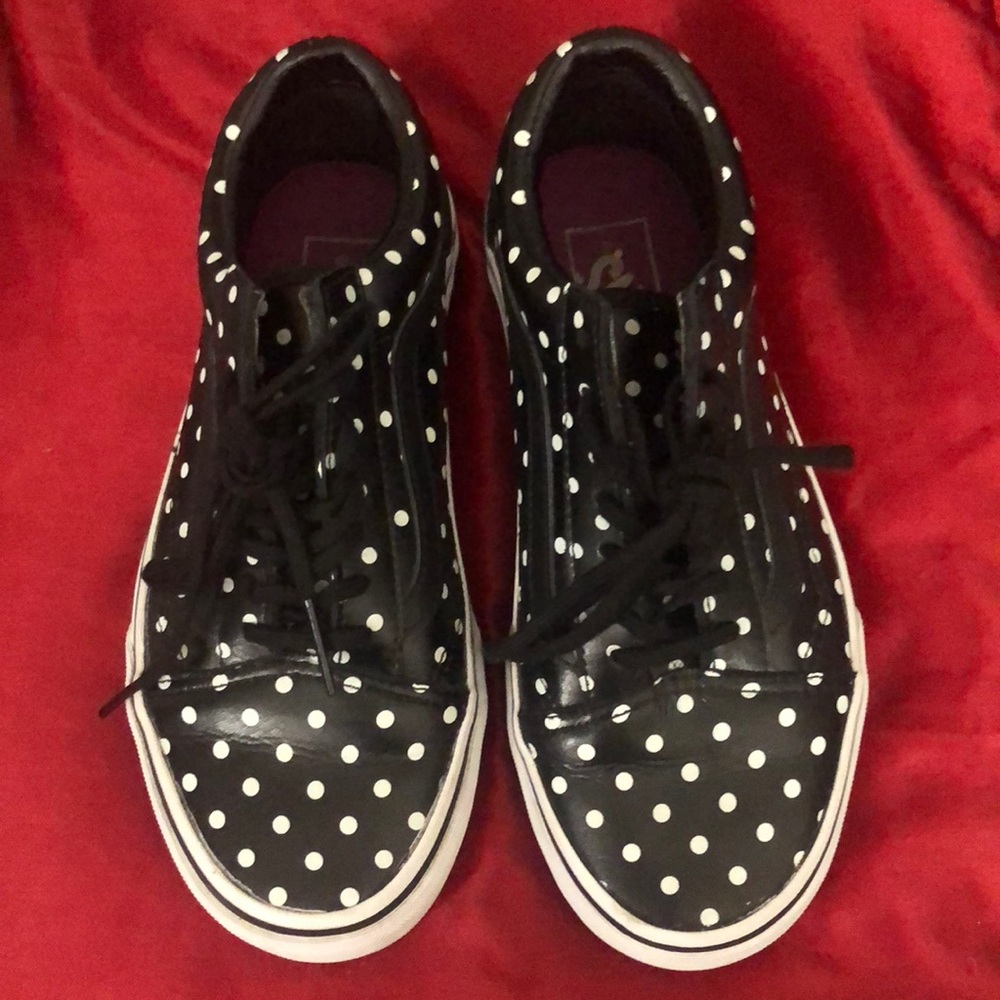 Vans - Picture 2 of 4